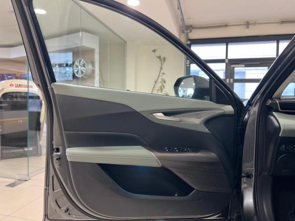 Changan Lamore с пробегом 2024 года, цена 1 999 999 рублей, 20119 км, седан, Автокод Объявления