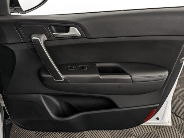 Kia Sportage IV с пробегом 2016 года, цена 1 760 000 рублей, 140091 км, внедорожник, Автокод Объявления