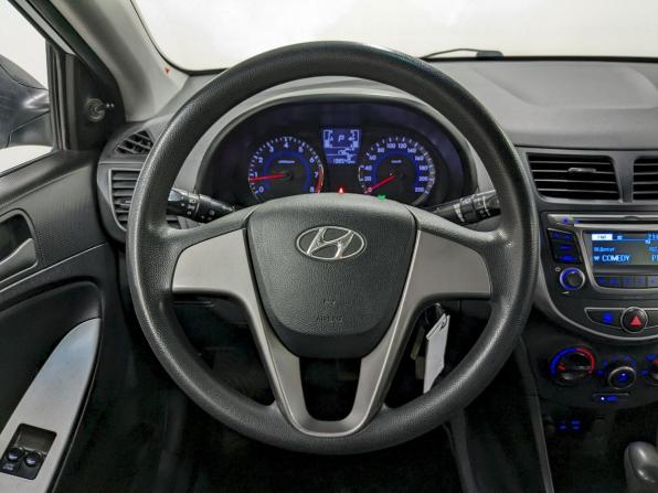 Hyundai Solaris I Рестайлинг с пробегом 2016 года, цена 850 000 рублей, 138300 км, седан, Автокод Объявления