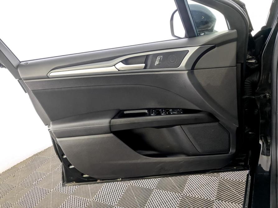 Ford Mondeo V Москва  - изображение 19
