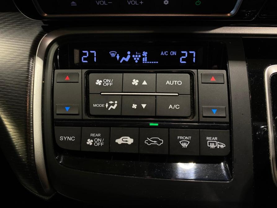 Honda Stepwgn V Рестайлинг Челябинск  - изображение 13