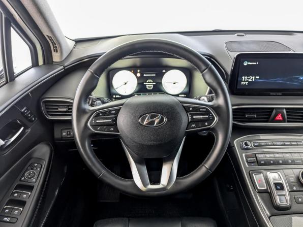 Hyundai Santa Fe IV Рестайлинг с пробегом 2021 года, цена 4 200 000 рублей, 43134 км, внедорожник, Автокод Объявления