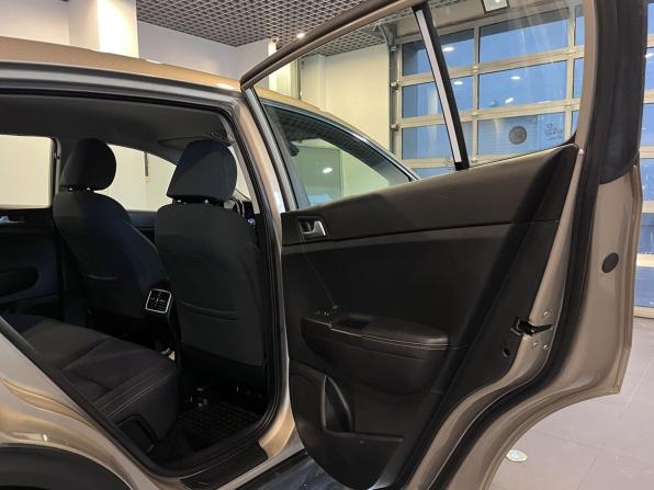 Kia Sportage IV с пробегом 2017 года, цена 2 090 000 рублей, 120535 км, внедорожник, Автокод Объявления