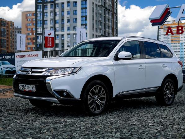 Mitsubishi Outlander III Рестайлинг 3 с пробегом 2018 года, цена 2 370 000 рублей, 80200 км, внедорожник, Автокод Объявления