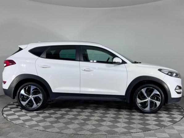 Hyundai Tucson III с пробегом 2015 года, цена 1 725 000 рублей, 151630 км, внедорожник, Автокод Объявления