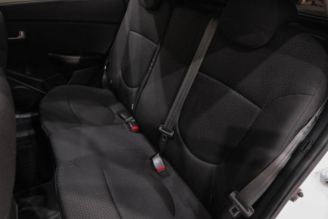 Kia Rio III Рестайлинг с пробегом 2017 года, цена 1 379 000 рублей, 105000 км, хэтчбек, Автокод Объявления