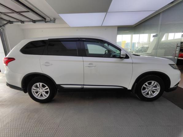 Mitsubishi Outlander III Рестайлинг 3 с пробегом 2019 года, цена 2 290 000 рублей, 105500 км, внедорожник, Автокод Объявления
