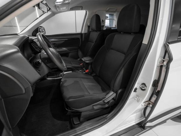 Mitsubishi Outlander III Рестайлинг 3 с пробегом 2018 года, цена 2 000 000 рублей, 95010 км, внедорожник, Автокод Объявления