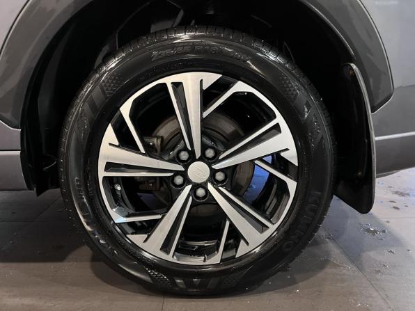 JAC JS6 с пробегом 2023 года, цена 2 150 000 рублей, 34856 км, внедорожник, Автокод Объявления