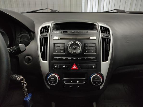 Kia Ceed I Рестайлинг с пробегом 2010 года, цена 695 000 рублей, 203163 км, хэтчбек, Автокод Объявления