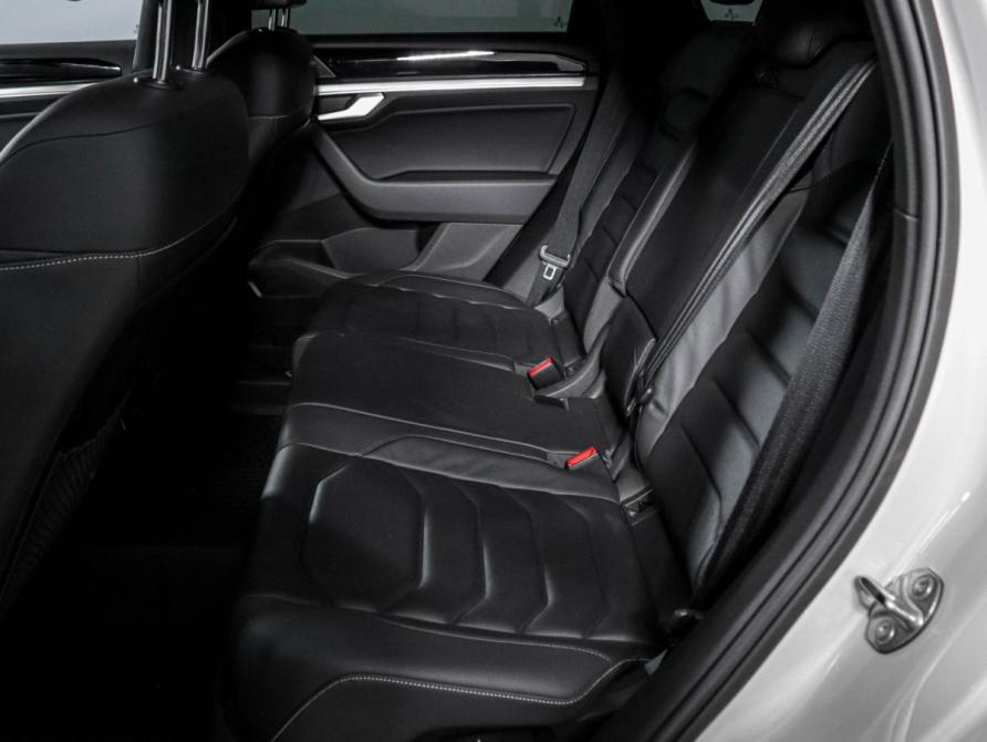 Volkswagen Touareg III Москва  - изображение 11