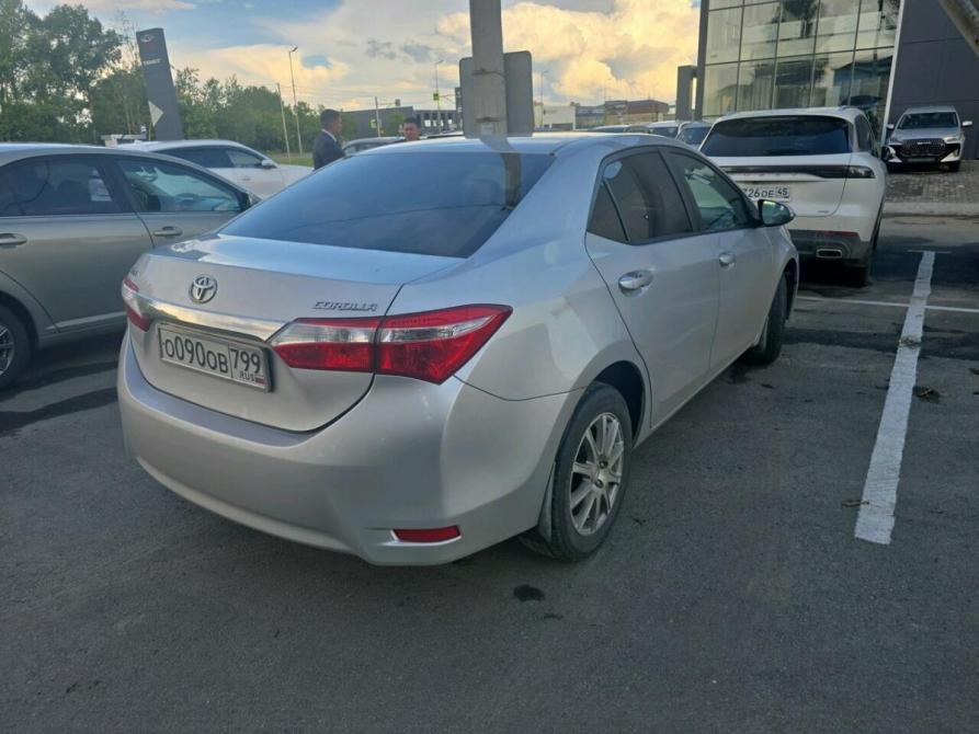 Toyota Corolla XI (E160 E170 E180) Курган  - изображение 4