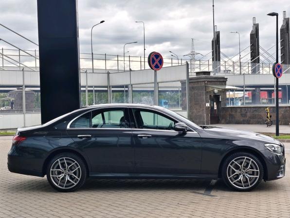 Mercedes-Benz E-Класс V (W213 S213 C238) Рестайлинг с пробегом 2021 года, цена 4 820 000 рублей, 96000 км, седан, Автокод Объявления