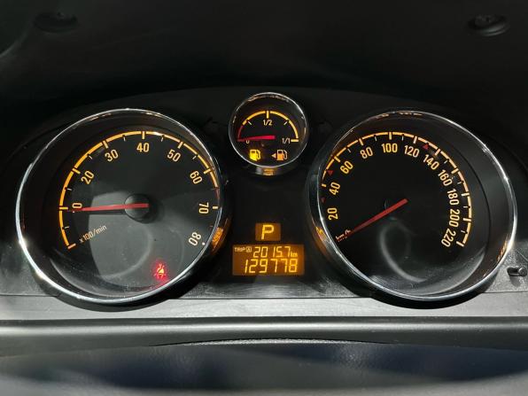 Opel Antara I Рестайлинг с пробегом 2013 года, цена 990 000 рублей, 129750 км, внедорожник, Автокод Объявления