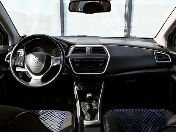 Suzuki SX4 II (S-Cross) с пробегом 2014 года, цена 1 125 000 рублей, 155641 км, хэтчбек, Автокод Объявления