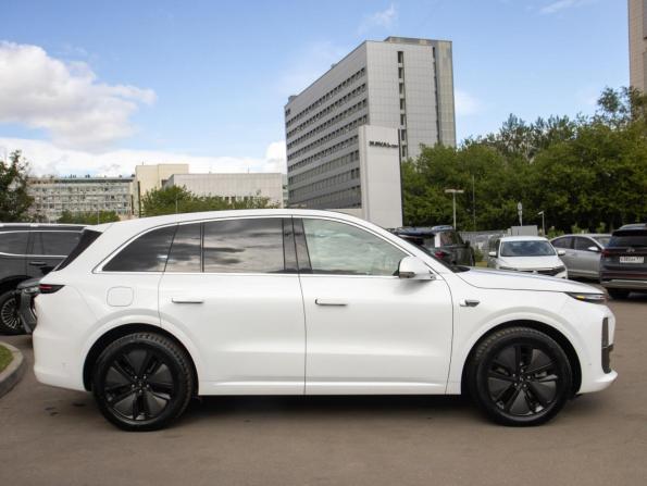 Li Auto (Lixiang) L6 с пробегом 2024 года, цена 5 248 000 рублей, 6455 км, внедорожник, Автокод Объявления