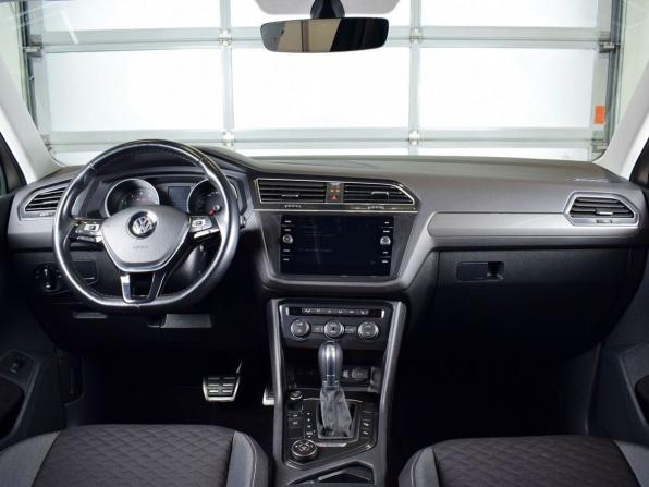 Volkswagen Tiguan II с пробегом 2018 года, цена 1 999 995 рублей, 170844 км, внедорожник, Автокод Объявления
