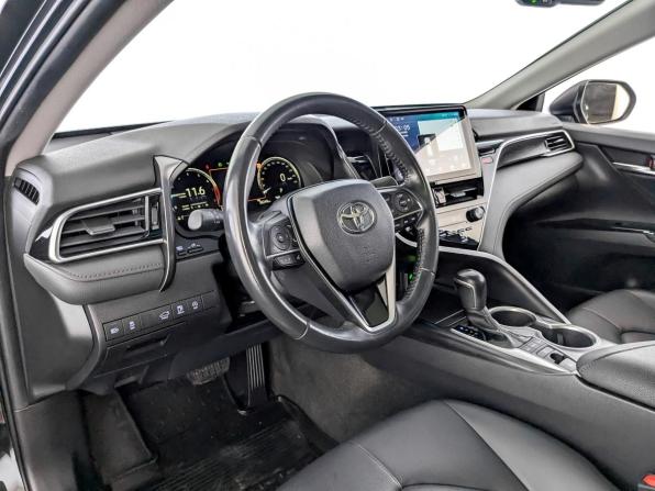 Toyota Camry VIII (XV70) Рестайлинг с пробегом 2023 года, цена 3 750 000 рублей, 38249 км, седан, Автокод Объявления