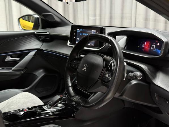 Peugeot 208 II с пробегом 2020 года, цена 1 149 000 рублей, 35900 км, хэтчбек, Автокод Объявления