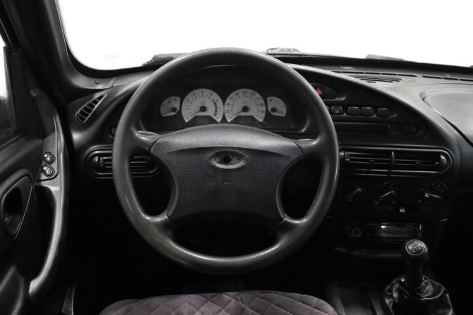 Chevrolet Niva I с пробегом 2006 года, цена 246 000 рублей, 274395 км, внедорожник, Автокод Объявления