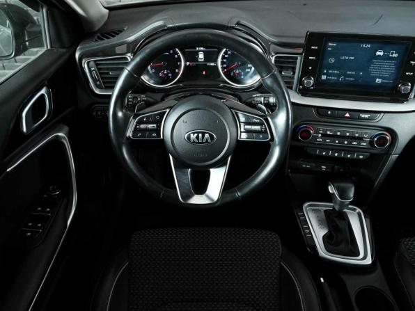 Kia Ceed III с пробегом 2021 года, цена 1 976 800 рублей, 110686 км, универсал, Автокод Объявления