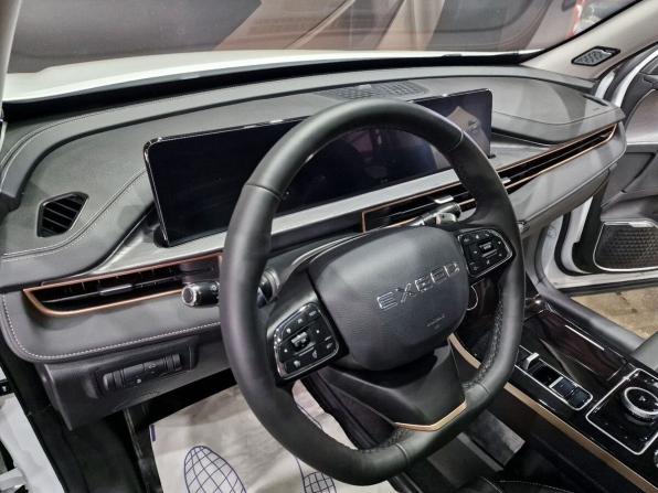 Exeed LX I Рестайлинг с пробегом 2023 года, цена 2 050 000 рублей, 42900 км, внедорожник, Автокод Объявления