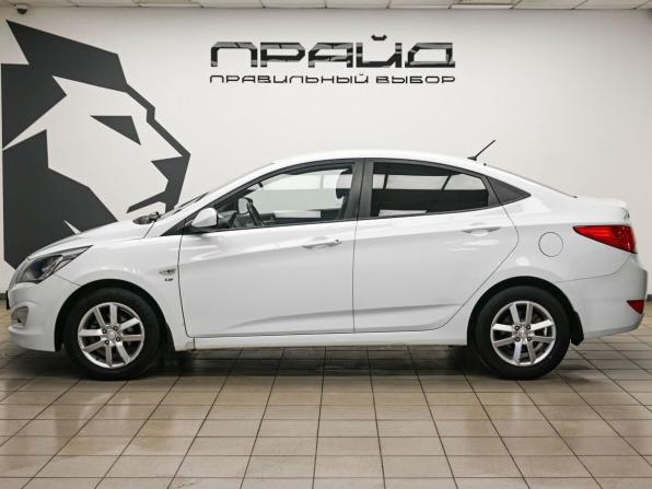 Hyundai Solaris I Рестайлинг с пробегом 2015 года, цена 909 900 рублей, 225307 км, седан, Автокод Объявления