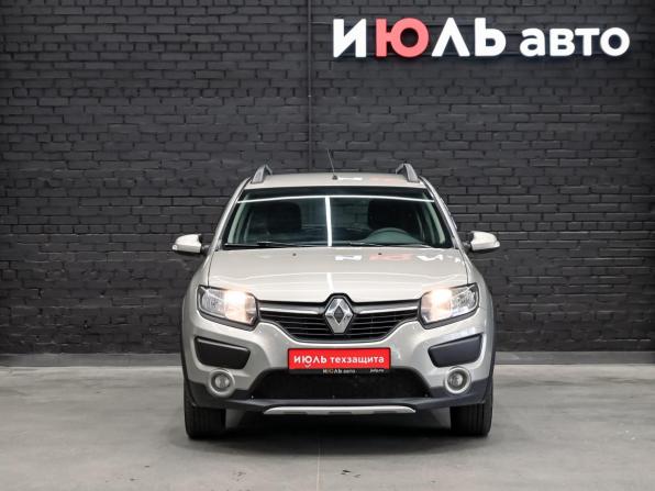 Renault Sandero II с пробегом 2018 года, цена 840 000 рублей, 207628 км, хэтчбек, Автокод Объявления