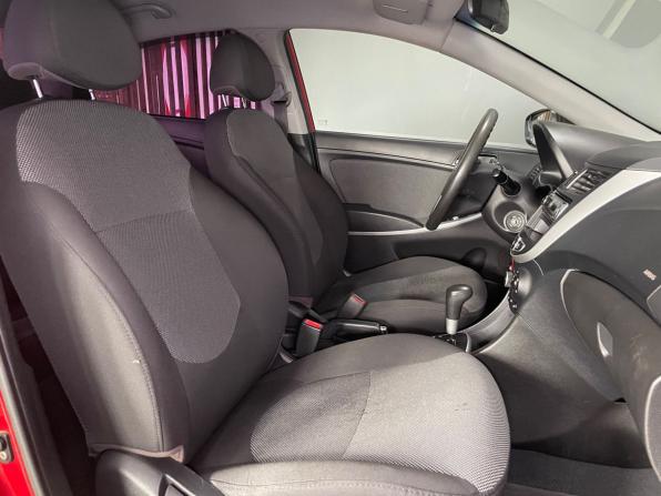 Hyundai Solaris I с пробегом 2013 года, цена 799 000 рублей, 158976 км, седан, Автокод Объявления