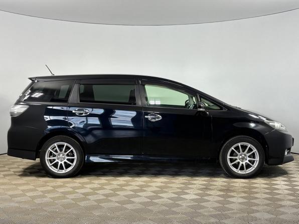Toyota Wish II Рестайлинг с пробегом 2012 года, цена 1 399 000 рублей, 196575 км, минивэн, Автокод Объявления
