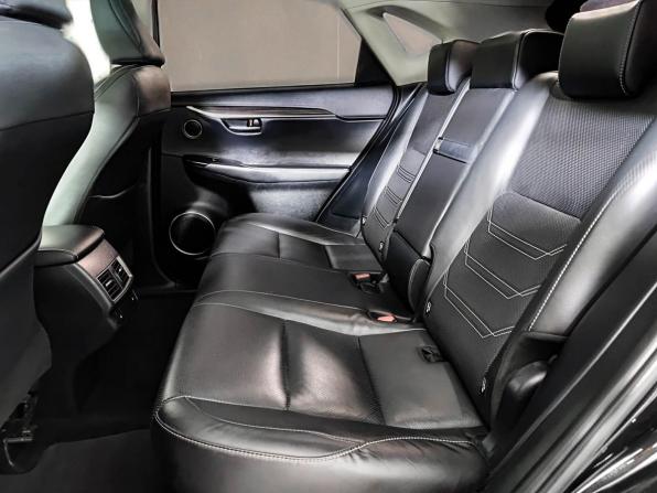 Lexus NX I Рестайлинг с пробегом 2019 года, цена 2 990 000 рублей, 173000 км, внедорожник, Автокод Объявления
