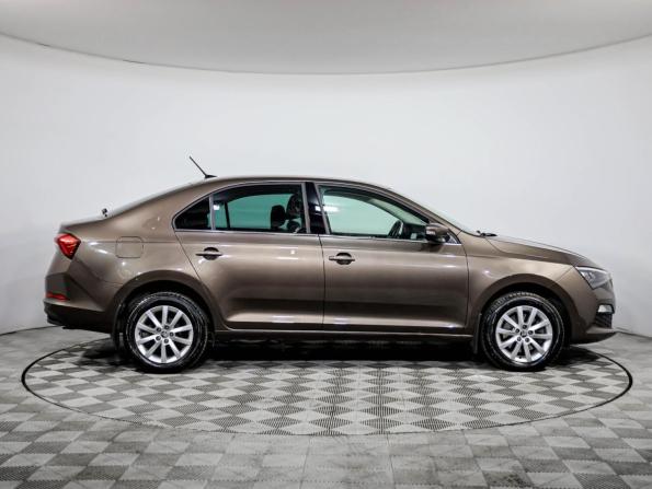 Skoda Rapid II с пробегом 2021 года, цена 1 429 000 рублей, 163597 км, лифтбек, Автокод Объявления
