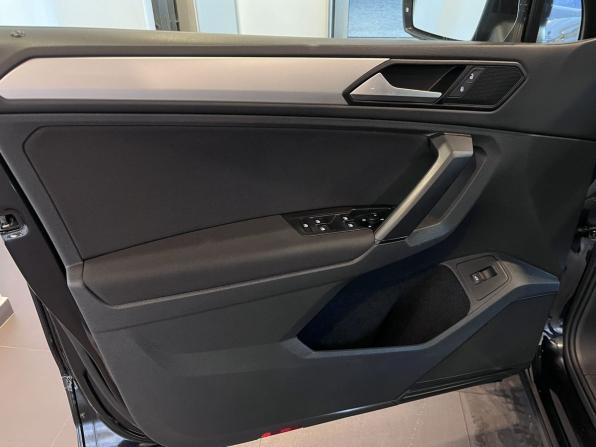 Volkswagen Tiguan II с пробегом 2020 года, цена 2 445 000 рублей, 95250 км, внедорожник, Автокод Объявления