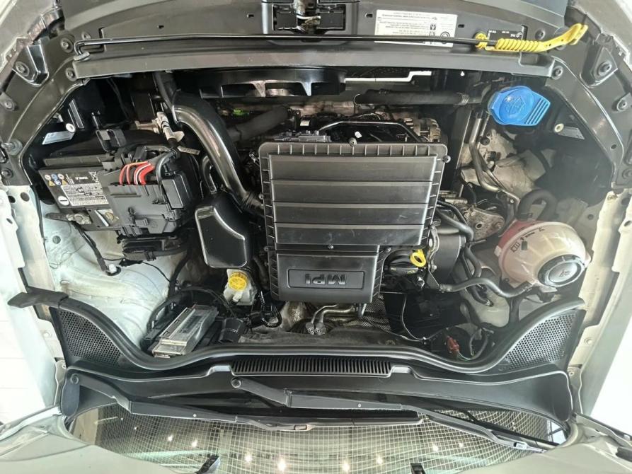 Volkswagen Polo V Рестайлинг Екатеринбург  - изображение 10