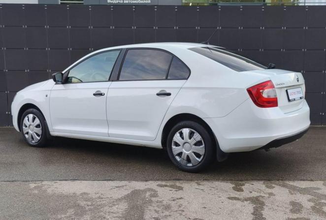 Skoda Rapid I с пробегом 2017 года, цена 1 370 000 рублей, 83349 км, лифтбек, Автокод Объявления