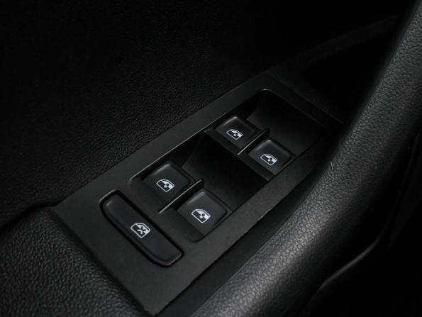 Skoda Octavia III (A7) Рестайлинг с пробегом 2018 года, цена 2 130 900 рублей, 69037 км, лифтбек, Автокод Объявления