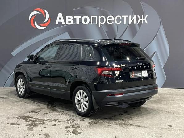 Skoda Karoq I с пробегом 2020 года, цена 1 990 000 рублей, 137000 км, внедорожник, Автокод Объявления