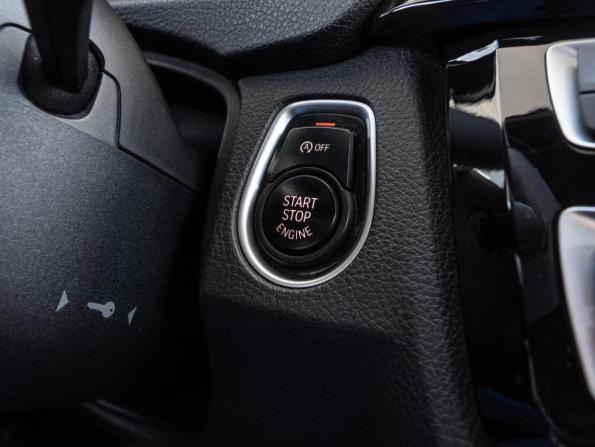 BMW 3 серии VI (F3x) с пробегом 2015 года, цена 2 929 000 рублей, 197380 км, седан, Автокод Объявления