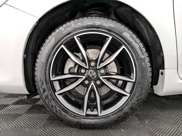 Toyota Camry VII (XV50) Рестайлинг с пробегом 2017 года, цена 2 372 750 рублей, 120300 км, седан, Автокод Объявления