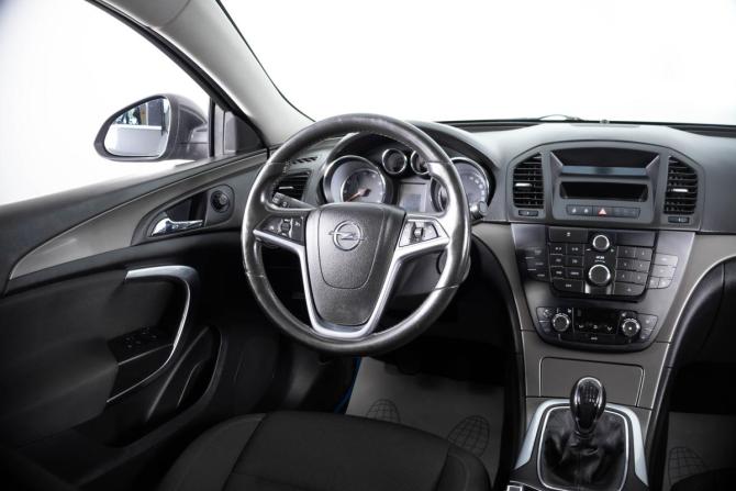 Opel Insignia I с пробегом 2011 года, цена 629 000 рублей, 240159 км, седан, Автокод Объявления