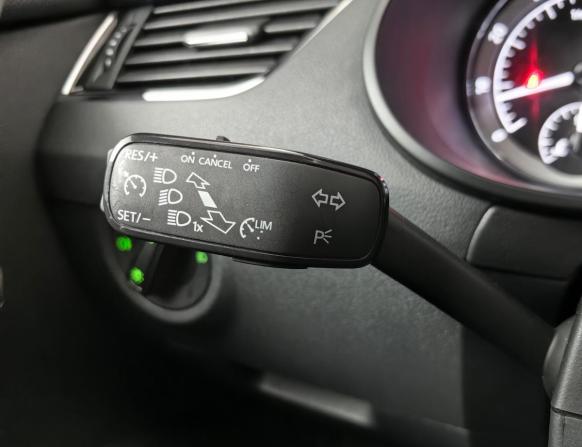Skoda Octavia III (A7) Рестайлинг с пробегом 2017 года, цена 1 848 000 рублей, 61400 км, лифтбек, Автокод Объявления