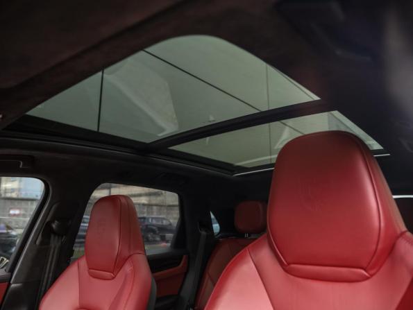 Porsche Cayenne III с пробегом 2019 года, цена 6 299 000 рублей, 97412 км, внедорожник, Автокод Объявления