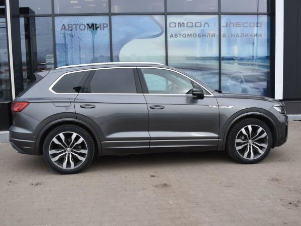 Volkswagen Touareg III с пробегом 2018 года, цена 4 295 000 рублей, 94900 км, внедорожник, Автокод Объявления