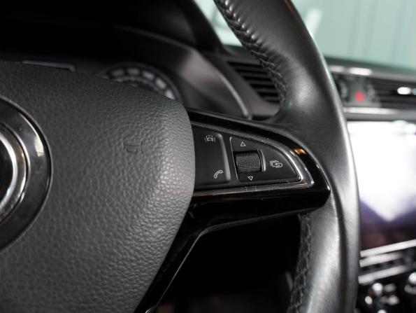 Skoda Superb III с пробегом 2017 года, цена 2 149 000 рублей, 128248 км, лифтбек, Автокод Объявления