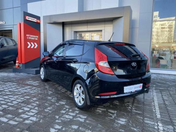 Hyundai Solaris I Рестайлинг с пробегом 2015 года, цена 733 317 рублей, 187082 км, хэтчбек, Автокод Объявления