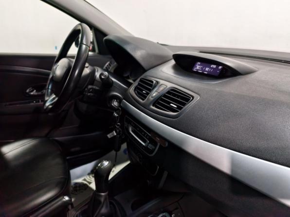 Renault Fluence I с пробегом 2013 года, цена 712 000 рублей, 162728 км, седан, Автокод Объявления