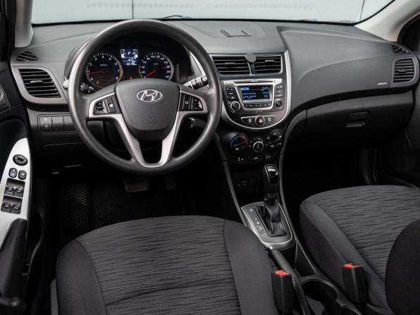 Hyundai Solaris I Рестайлинг с пробегом 2016 года, цена 1 070 000 рублей, 100198 км, седан, Автокод Объявления