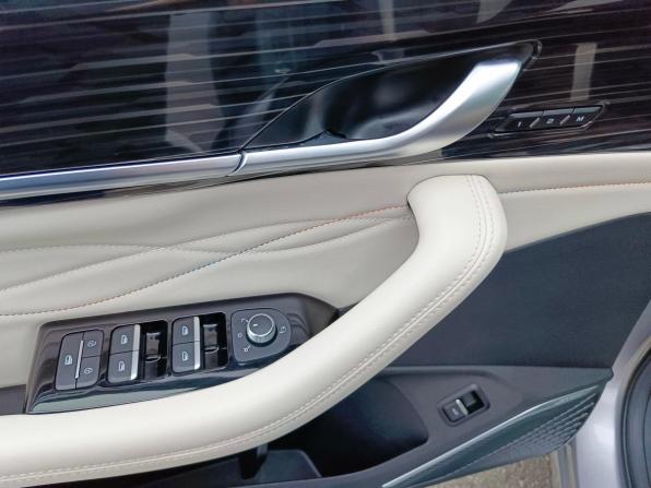 Geely Monjaro I с пробегом 2024 года, цена 3 099 995 рублей, 63467 км, внедорожник, Автокод Объявления
