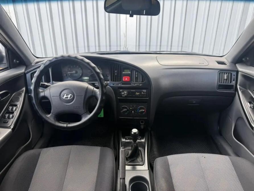 Hyundai Elantra III (XD2) Рестайлинг Ростов-на-Дону  - изображение 12