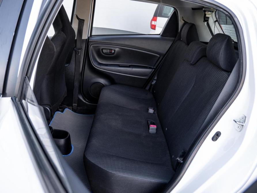 Toyota Vitz III (XP130) Рестайлинг Краснодар  - изображение 7